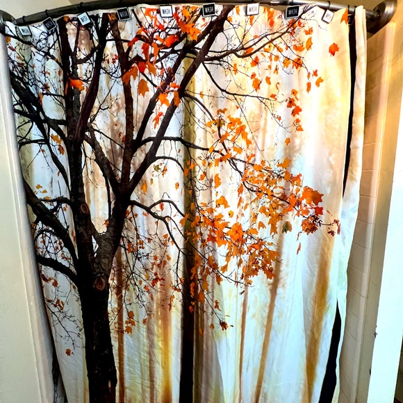 Fall shower curtain - Picture 3 of 4